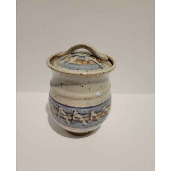 Vintage Studio Art Pottery Honey Jar Sugar Jar with Lid Artist Signed - Picture 4 of 15